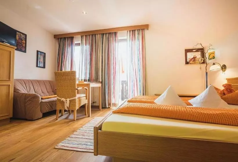 مبيت وإفطار Pension Schwarzenbach