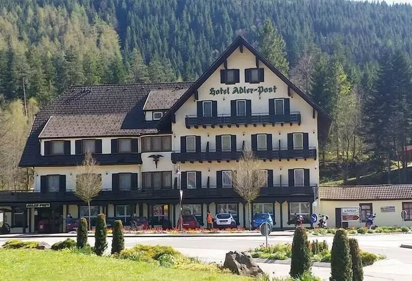 Garni Hotel Adler Post