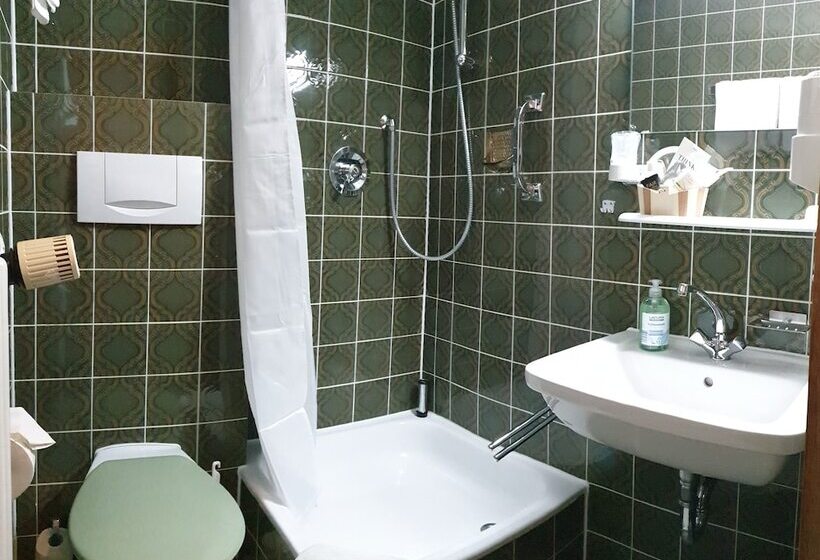 Garni Hotel Adler Post