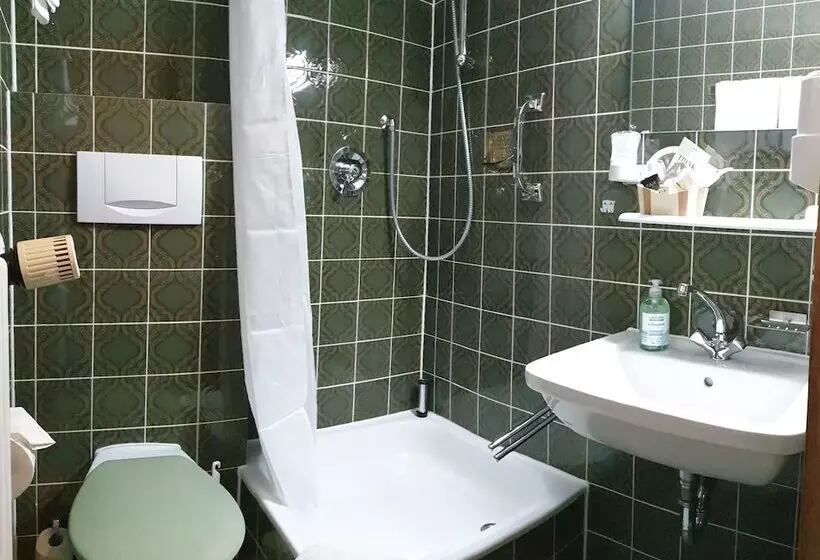 Garni Hotel Adler Post