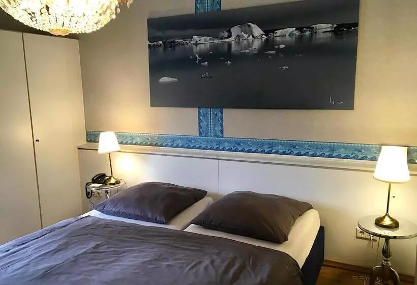 ホテル Ambiente Et Art