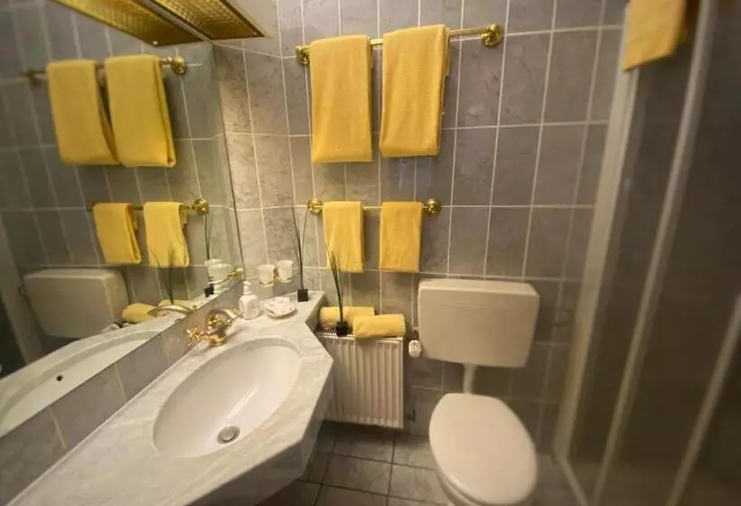 ホテル Ambiente Et Art