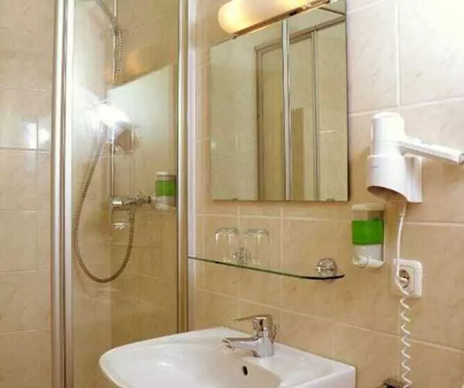 هتل & Apartments Fürstenhof Am Bauhaus