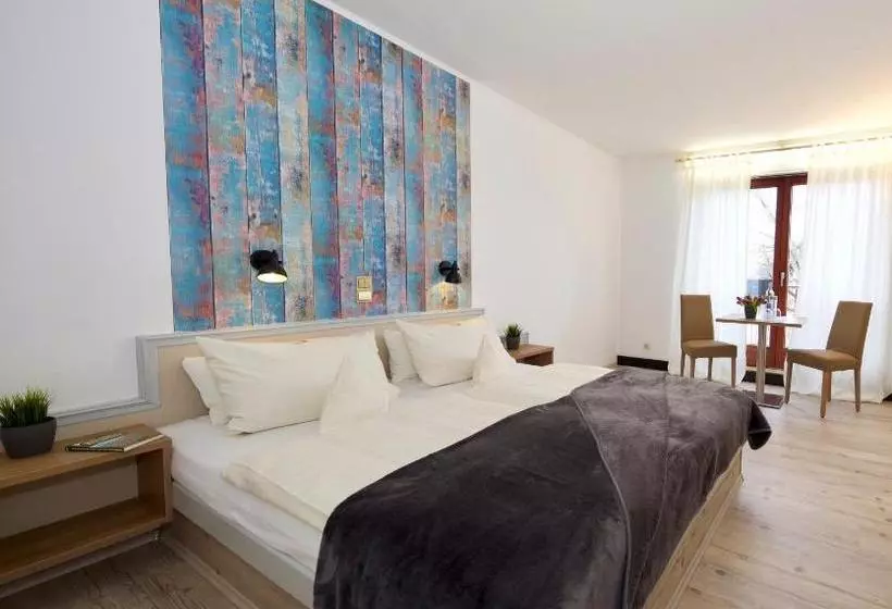 هتل Avenida By Zwei&vierzig