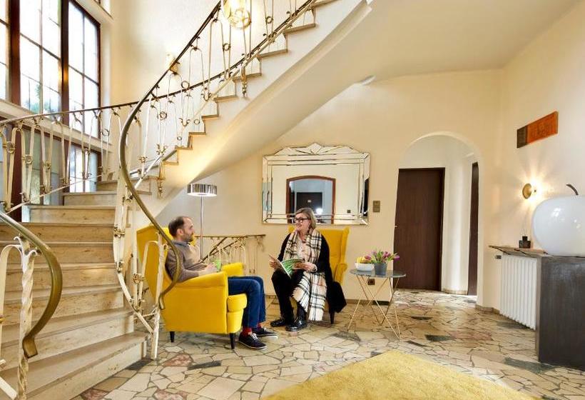 هتل Avenida By Zwei&vierzig