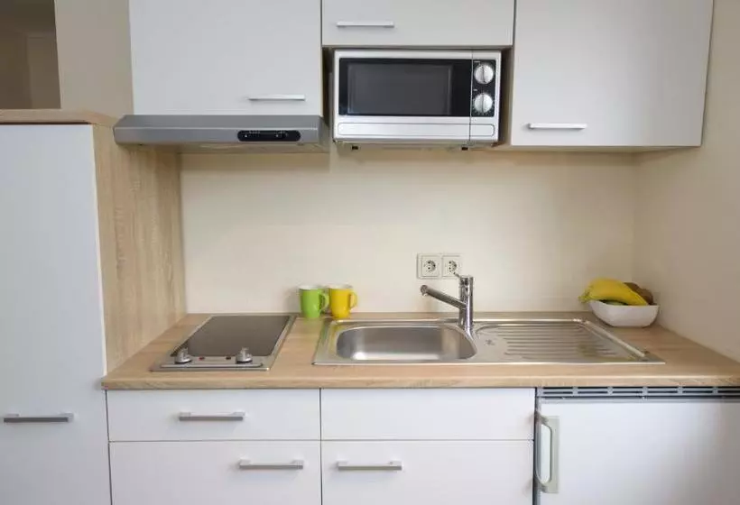 هتل Avenida By Zwei&vierzig