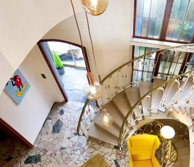 هتل Avenida By Zwei&vierzig