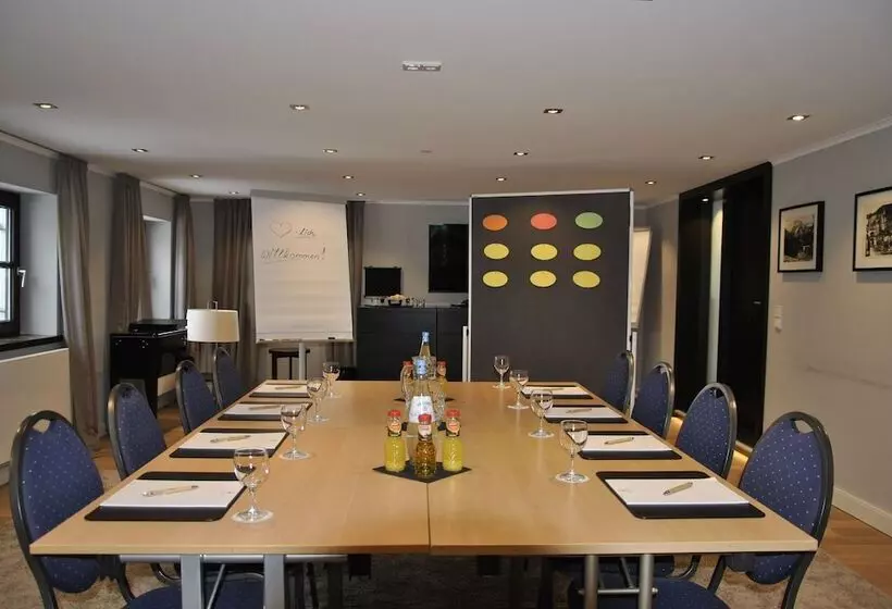 فندق Bayerischer Hof