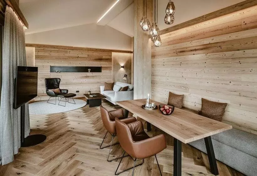 酒店 Bergkristall Mein Resort Im Allgäu