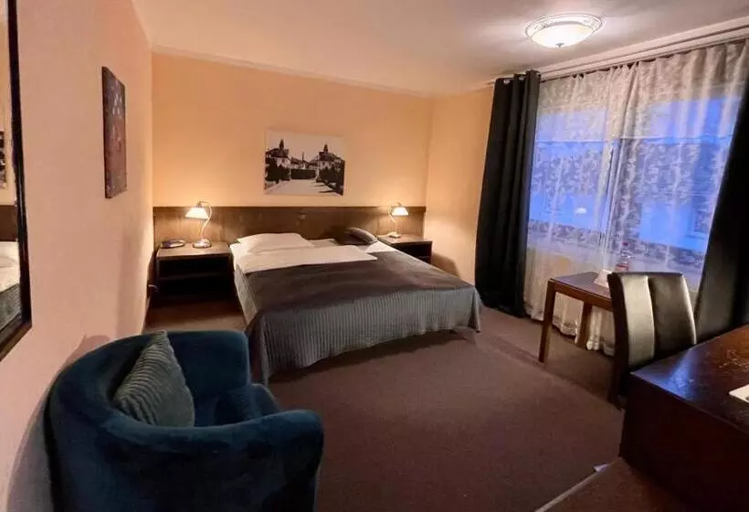 Отель Brunnenhof