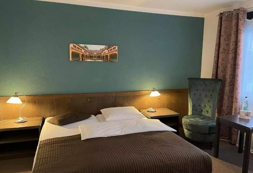 Отель Brunnenhof