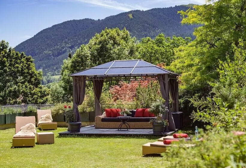 Отель Das Johannesbad Spa & Vitalrefugium