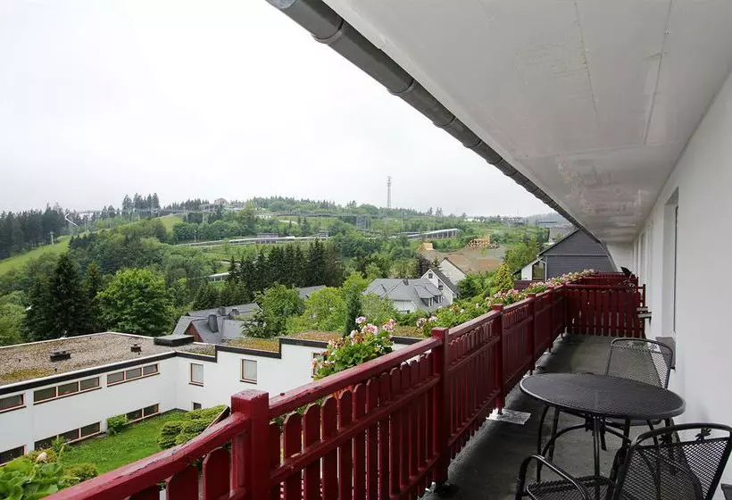 فندق Das Waldhaus Winterberg