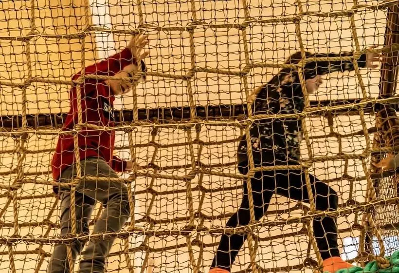 هتل Elldus Resort