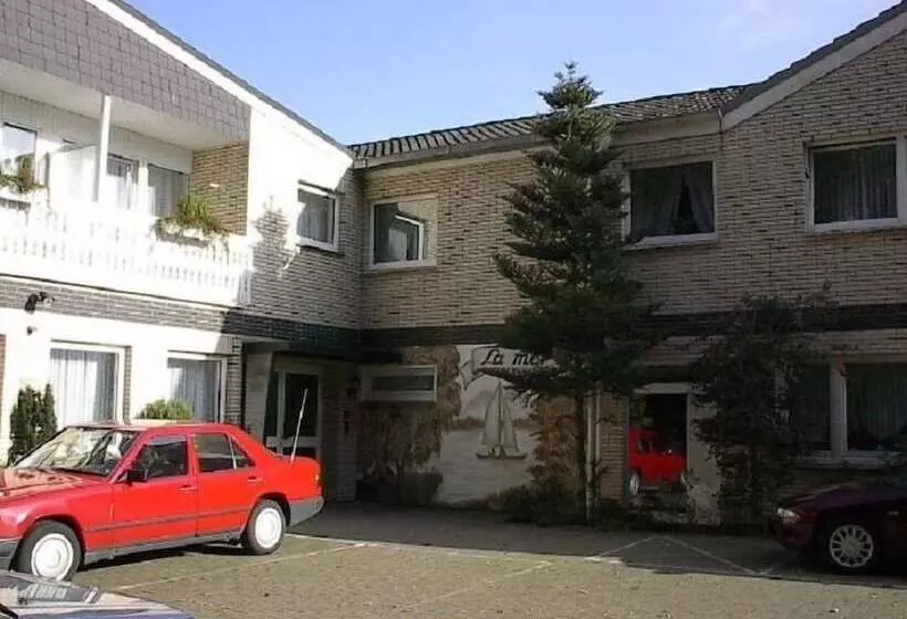 Отель Garni La Mer