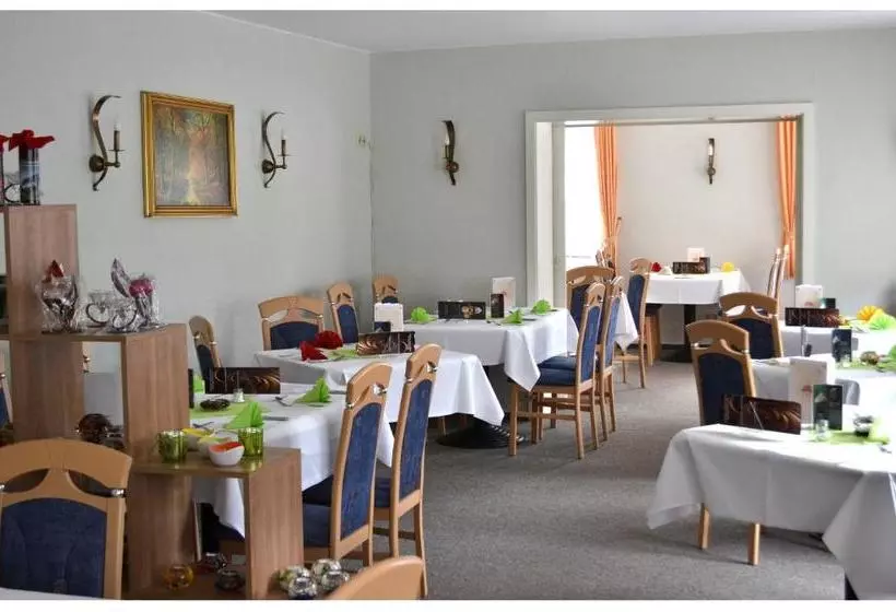 Отель Pension & Restaurant   Zum Harzer Jodlermeister