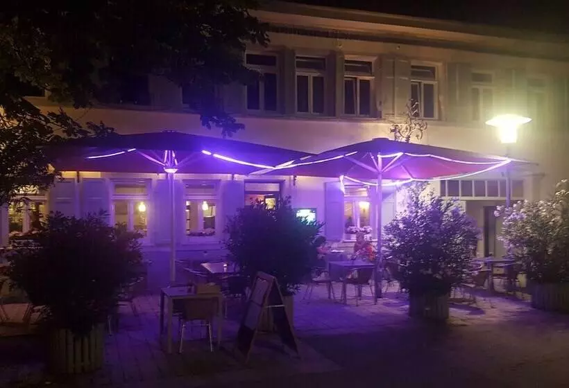 호텔 Restaurant Zum Stern