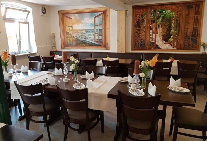 בית מלון כפרי Restaurant Zum Stern