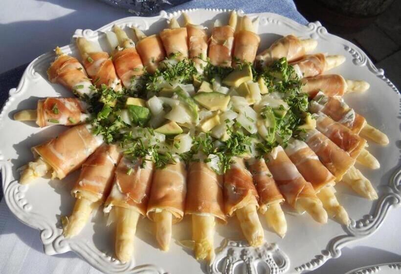 Hotelli Schlossberghof Marzoll