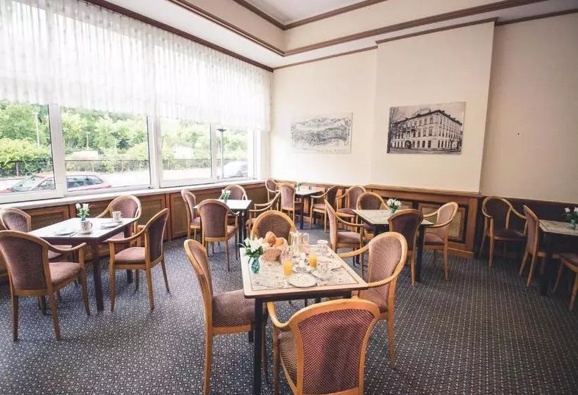 Rheinhotel Starkenburger Hof