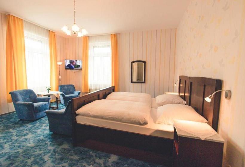 Rheinhotel Starkenburger Hof