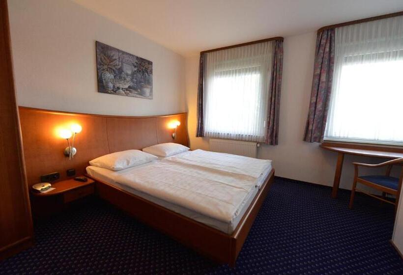 酒店 Trollinger Hof