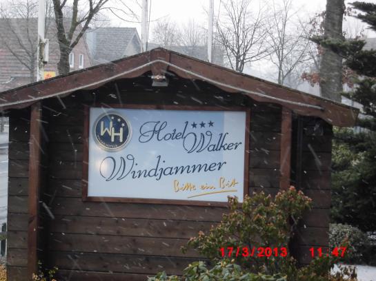 Отель Windjammer