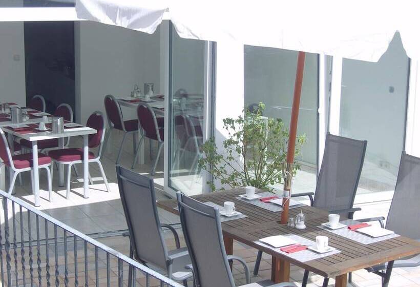 בית מלון כפרי Zum Lowen