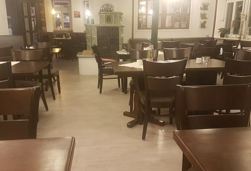 בית מלון כפרי Restaurant Zum Stern