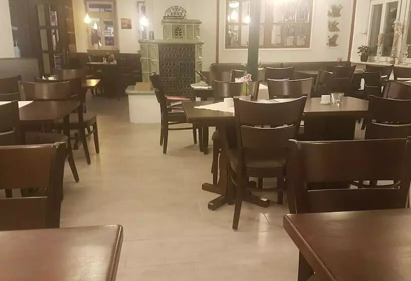 호텔 Restaurant Zum Stern