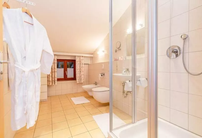 Pensionat Gastehaus Flora