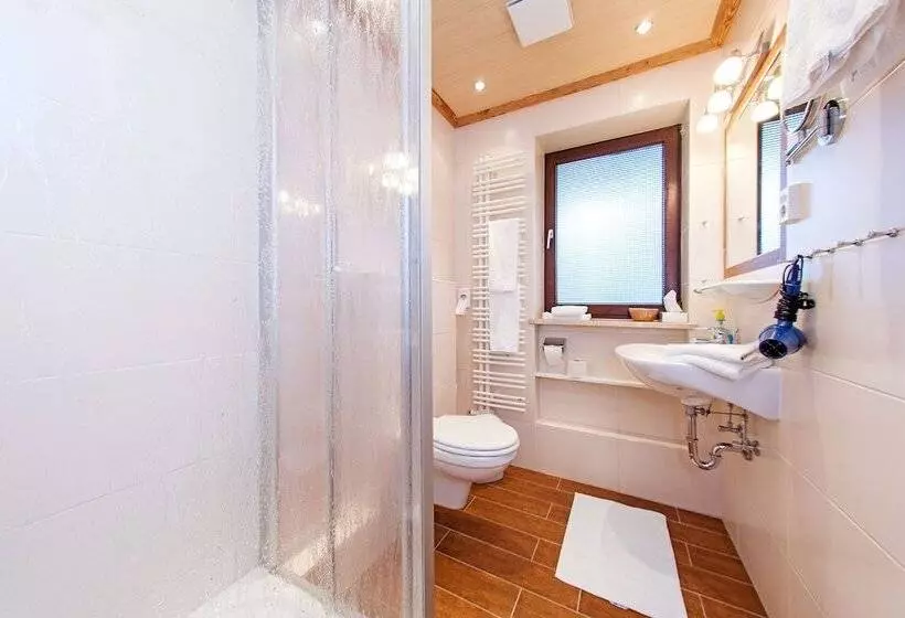 Pensionat Gastehaus Flora