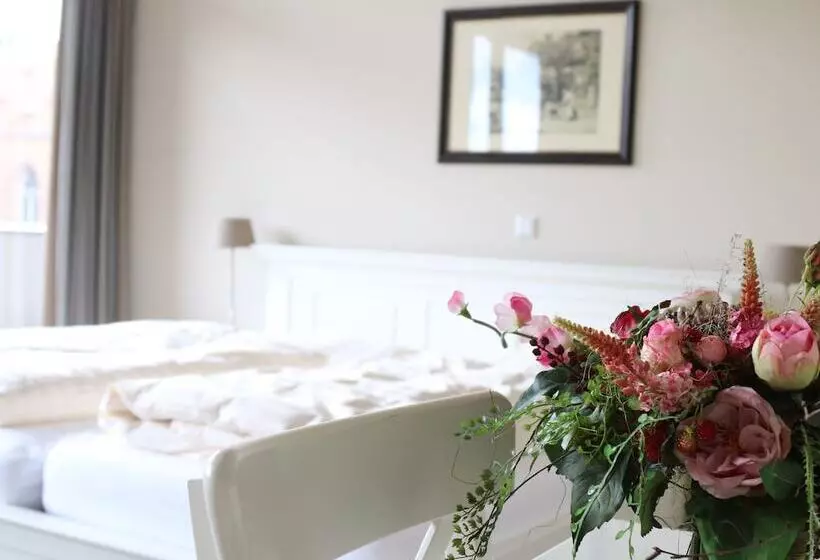 호텔 Am Kaponier Gmbh