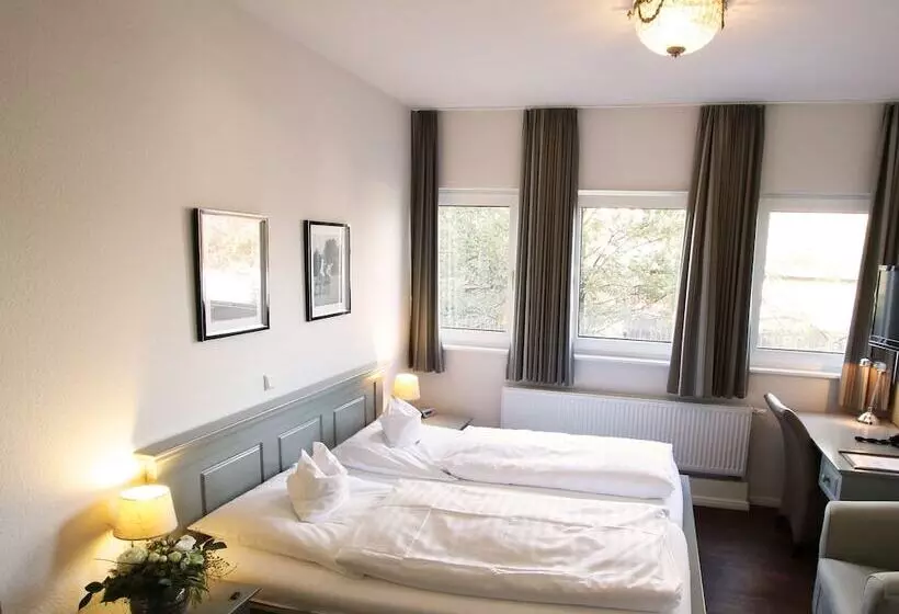 호텔 Am Kaponier Gmbh