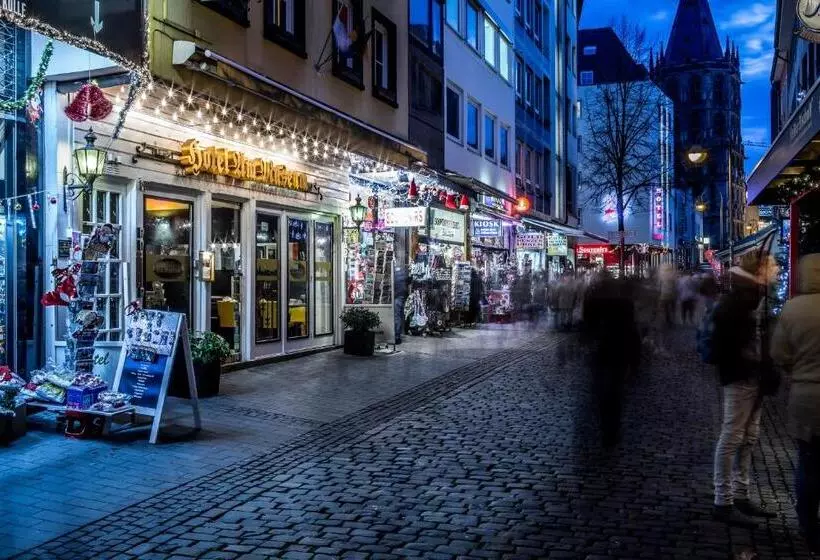 فندق Am Museum Köln