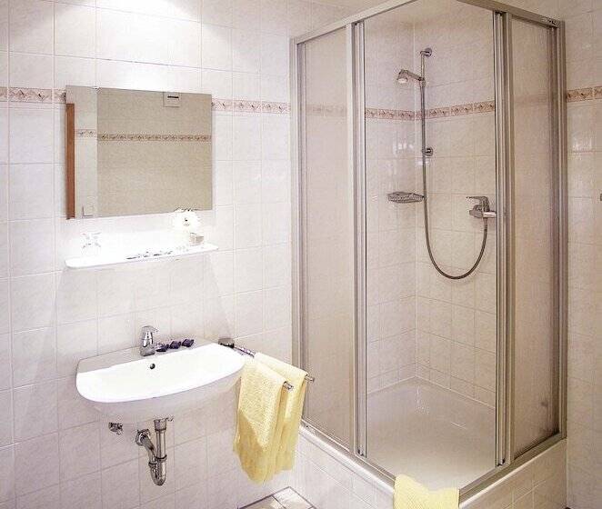 فندق Am Quellberg