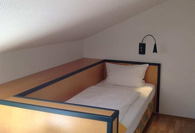 فندق Am Quellberg