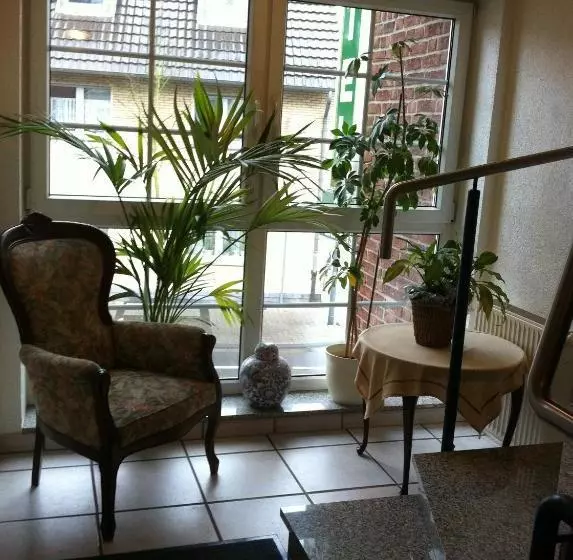 هتل Am Stadthaus Garni