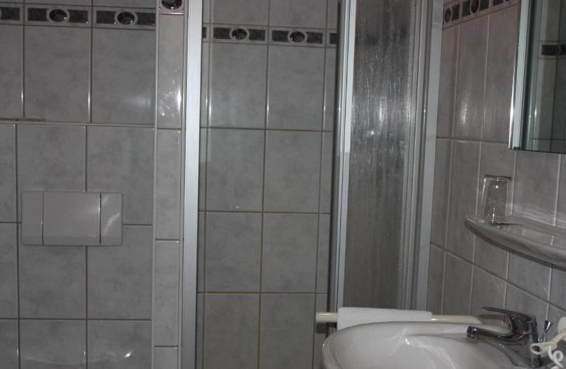 Отель Am Stadthaus Garni