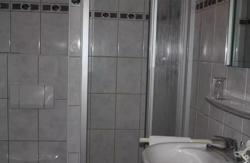 هتل Am Stadthaus Garni