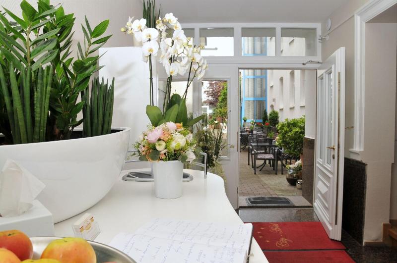 City Hotel Am Wasserturm Halle