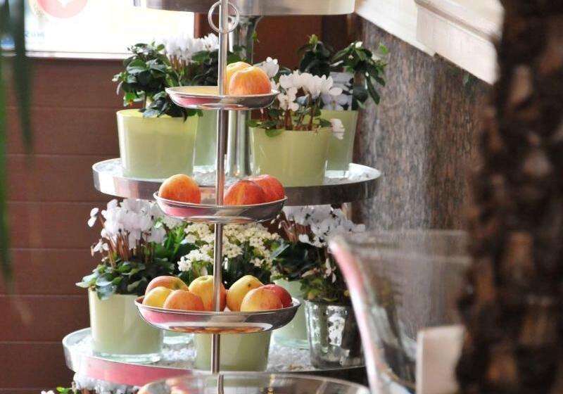 City Hotel Am Wasserturm Halle