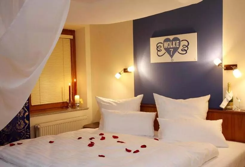 호텔 Deutsches Haus