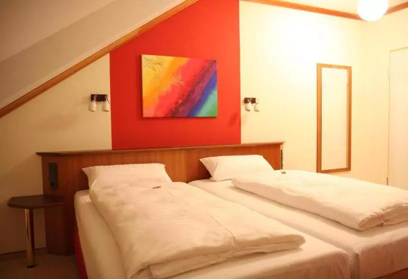 호텔 Deutsches Haus