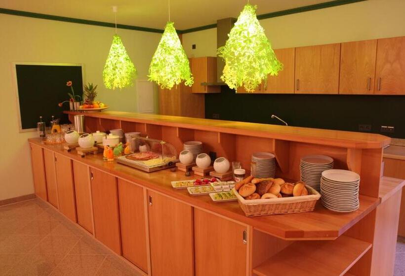 בית מלון כפרי Deutsches Haus