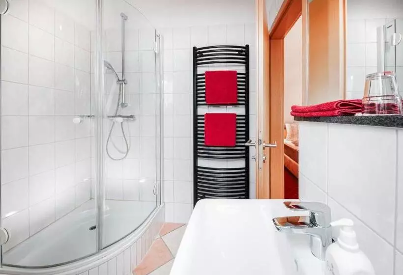 酒店 Garni Dorfkammer