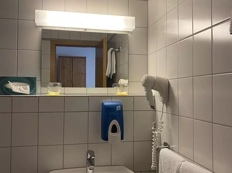 בית מלון כפרי Gasthaus Schützen