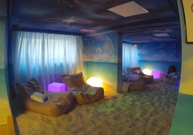 هتل Hellers Twenty Four Ii 24h Check In