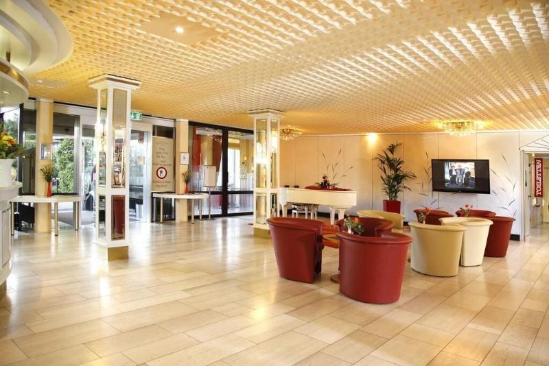 ホテル Hochsauerland 2010