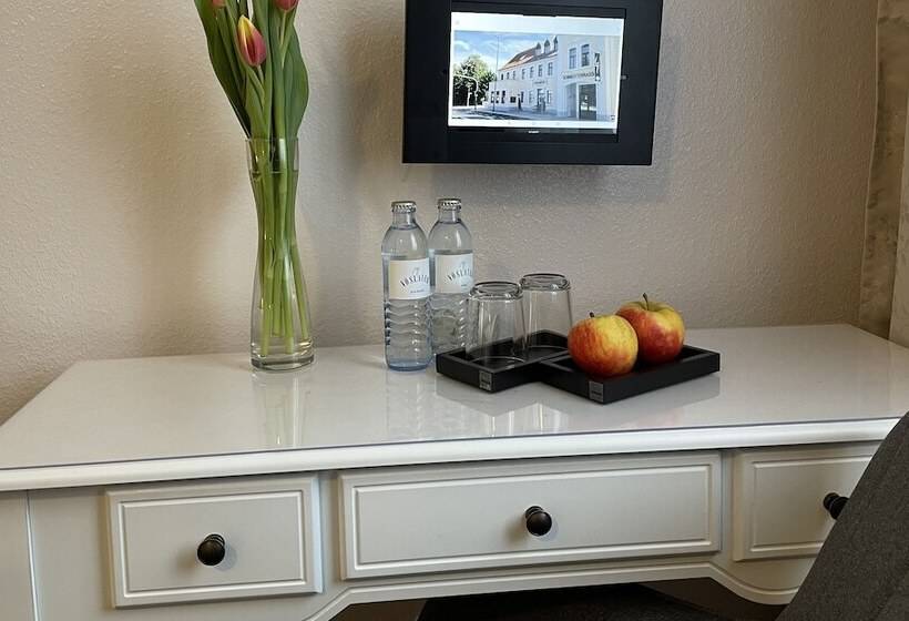 בית מלון כפרי Kolossos Düsseldorf   Neuss